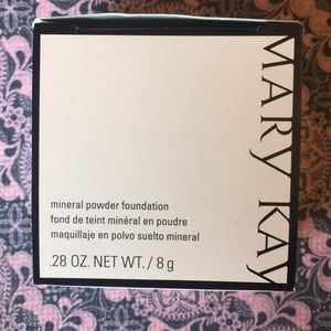 Mary Kay Mineral Powder Foundation